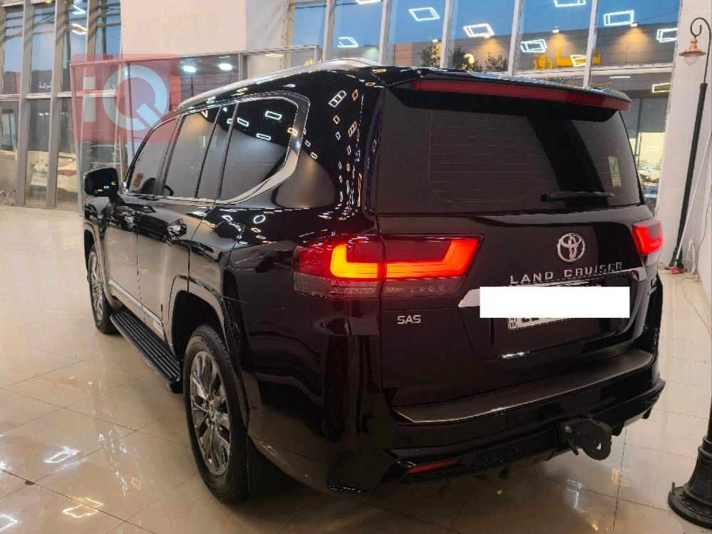 تويوتا لاندكروزر